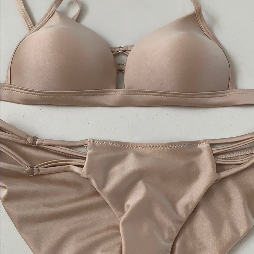 Bathing suit